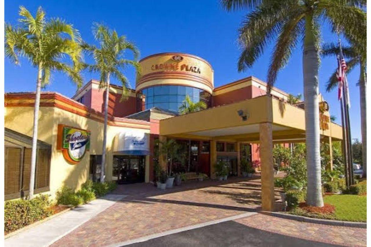 Doubletree By Hilton Fort Myers At Bell Tower Shops Dış mekan fotoğraf