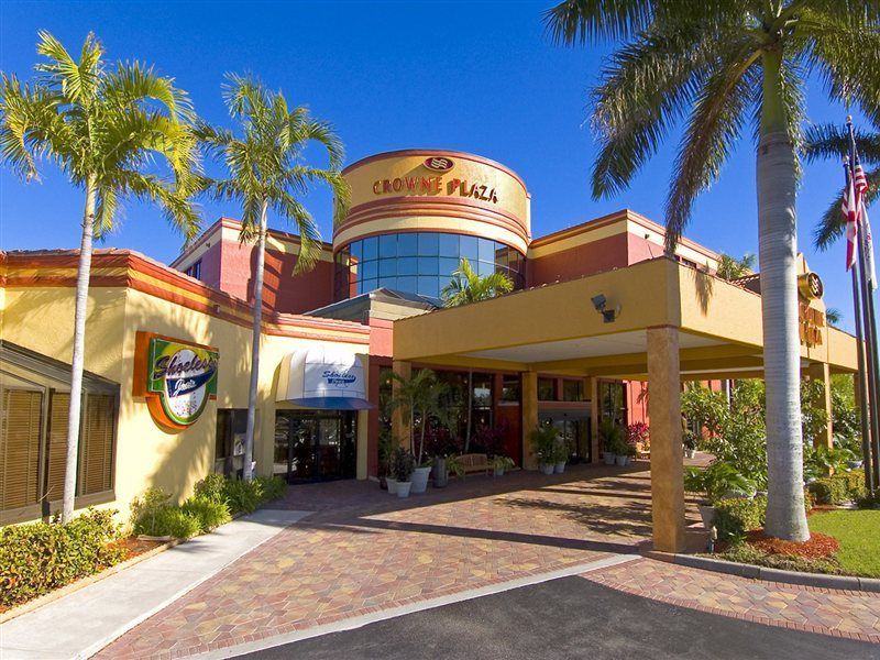Doubletree By Hilton Fort Myers At Bell Tower Shops Dış mekan fotoğraf